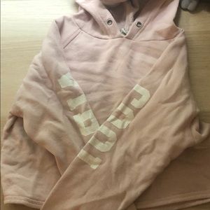 Forever 21 Cropped sweatshirt